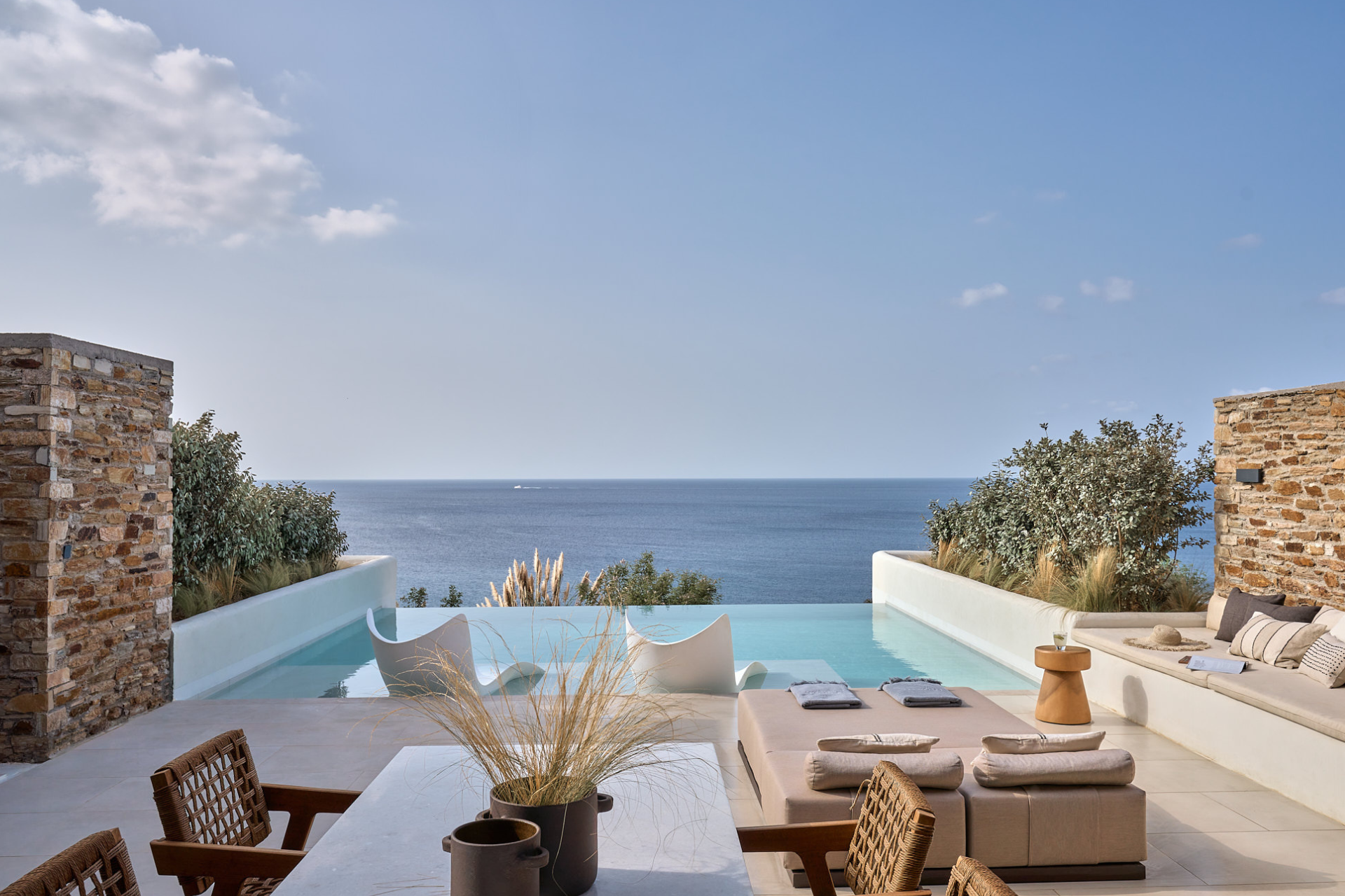 Ios Grand Suites