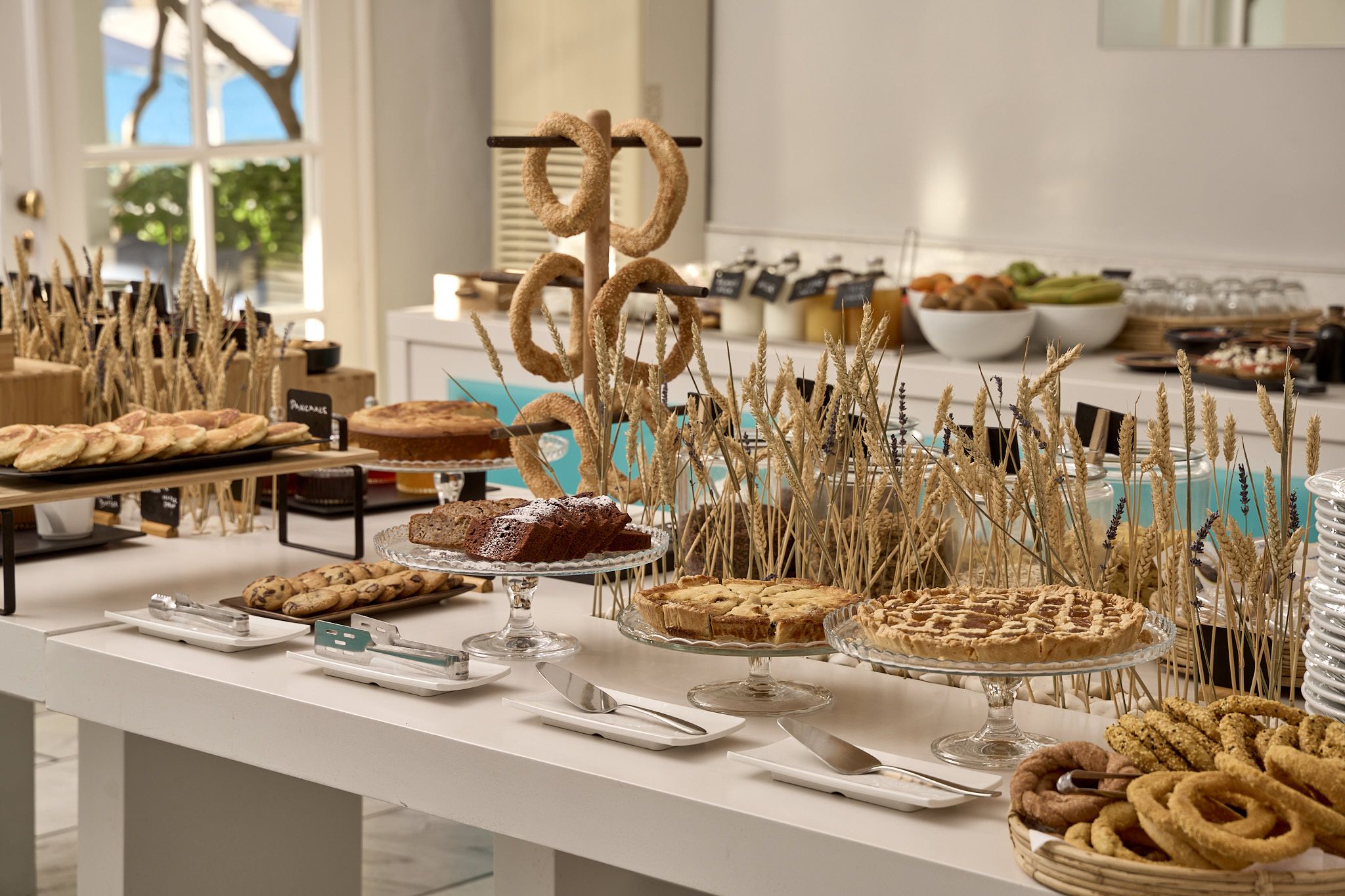 GREEK BREAKFAST