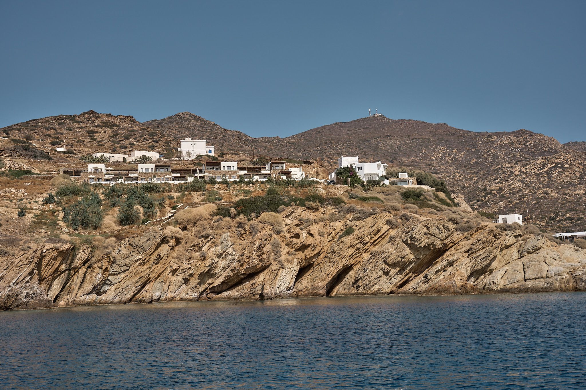 HALF-DAY GETAWAY TO IOS OR SIKINOS